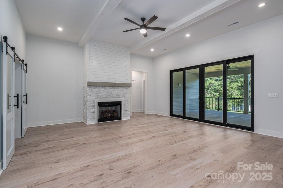 Image 34 of a home in .