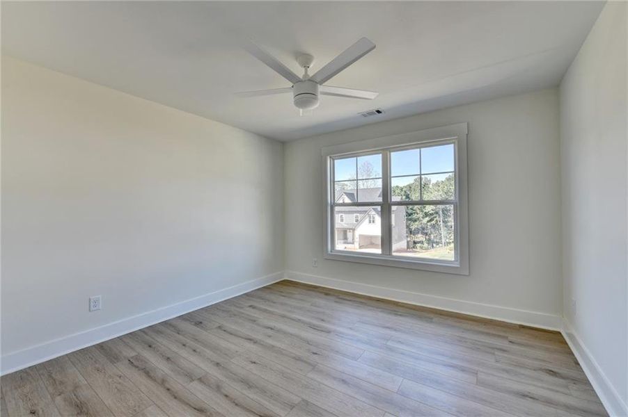 Spacious, unfurnished interior of a new home in , Jefferson (Image 47).