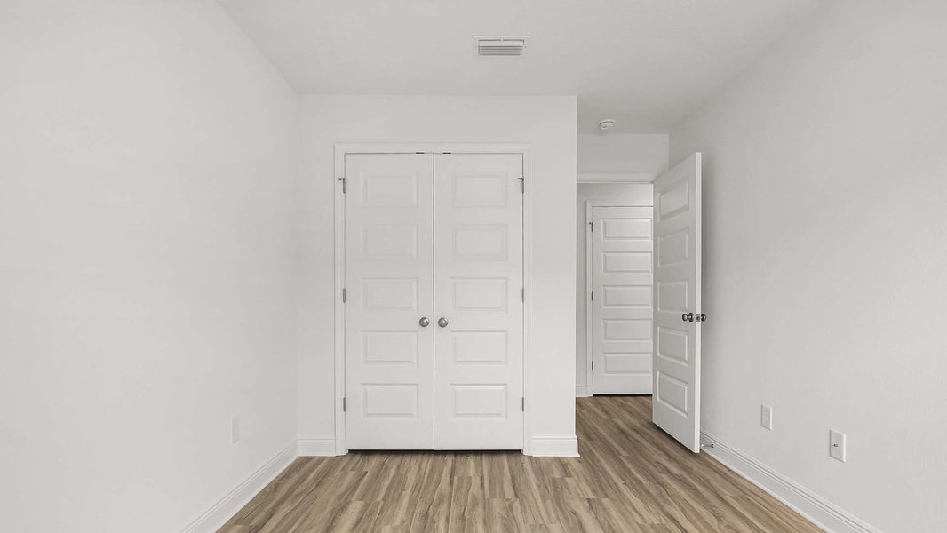 Spacious, unfurnished interior of a new home in Hawks Landing Townhomes, Santa Rosa Beach (Image 25).