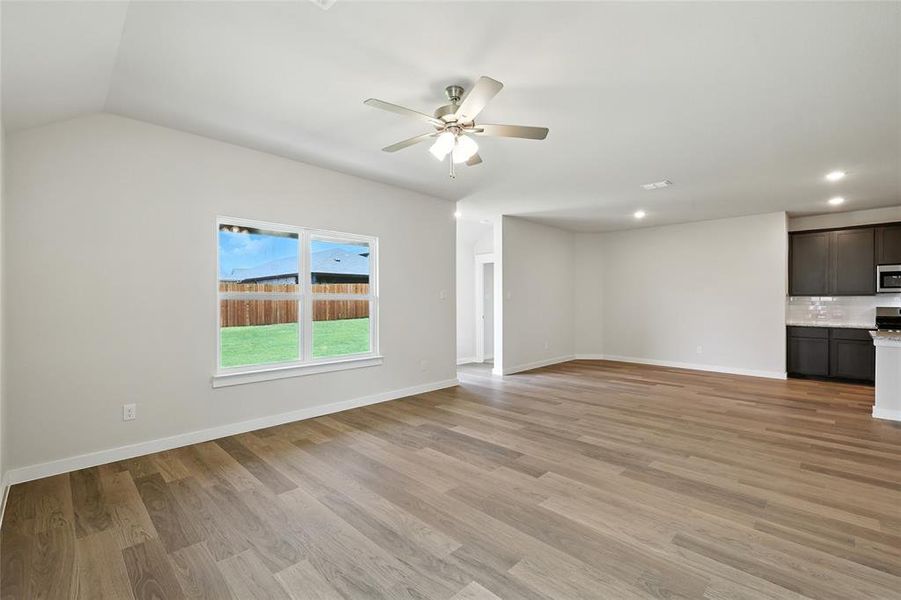 Spacious, unfurnished interior of a new home in Simpson Crossing, Princeton (Image 29). Spacious, unfurnished interior of a new home in Simpson Crossing, Princeton (Image 29).