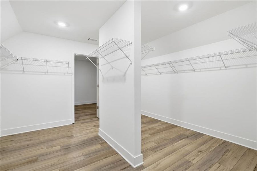 Spacious, unfurnished interior of a new home in Deer Valley, Canton (Image 13).