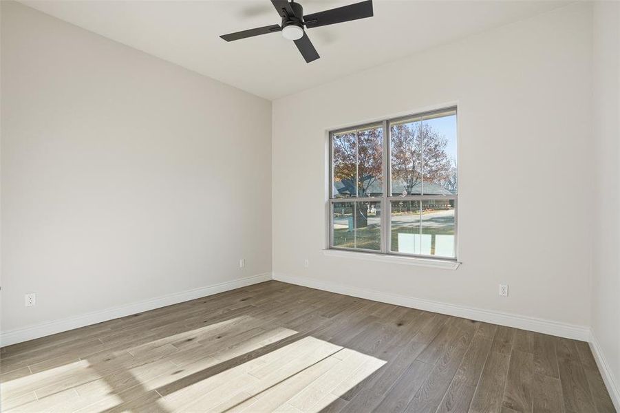 Spacious, unfurnished interior of a new home in , Granbury (Image 20).