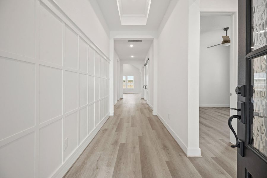 Spacious, unfurnished interior of a new home in Westland Ranch - 70' Homesites, League City (Image 21).