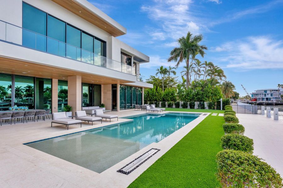 Image 69 of a home in .