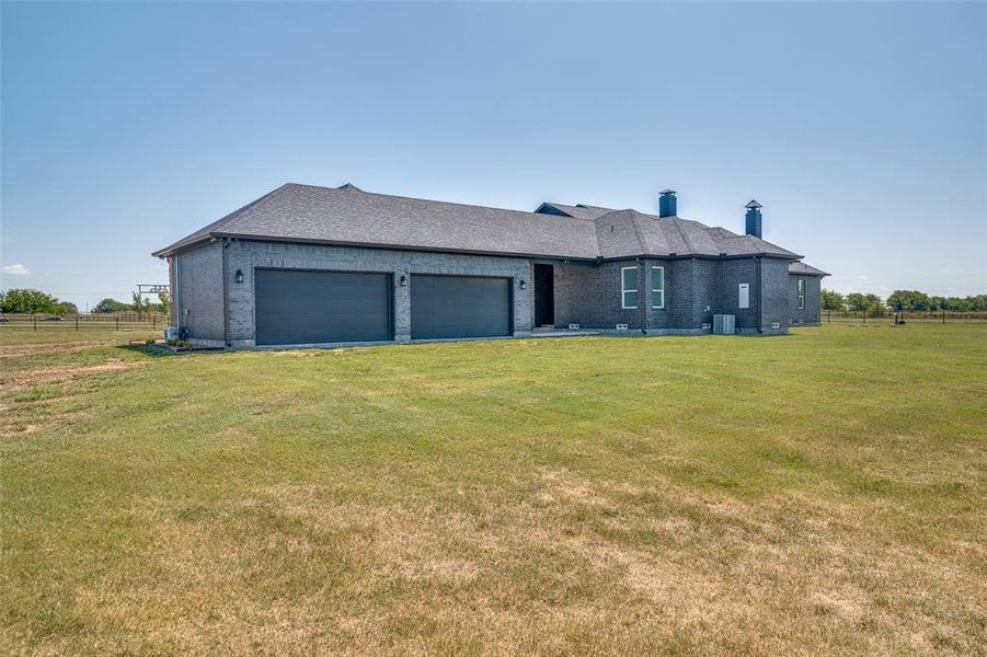 Front exterior of a new home in , Wills Point, TX, highlighting curb appeal (Image 1). Front exterior of a new home in , Wills Point, TX, highlighting curb appeal (Image 1).