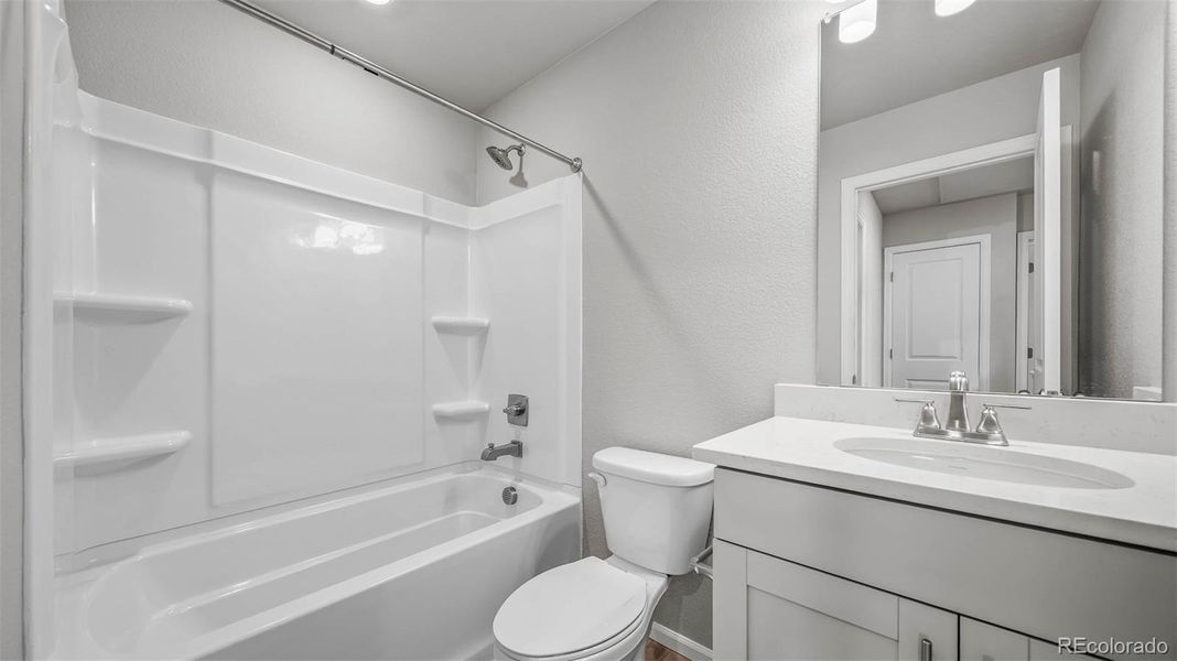 Furnished interior view inside a new home in Thompson River Ranch, Johnstown (Image 9).