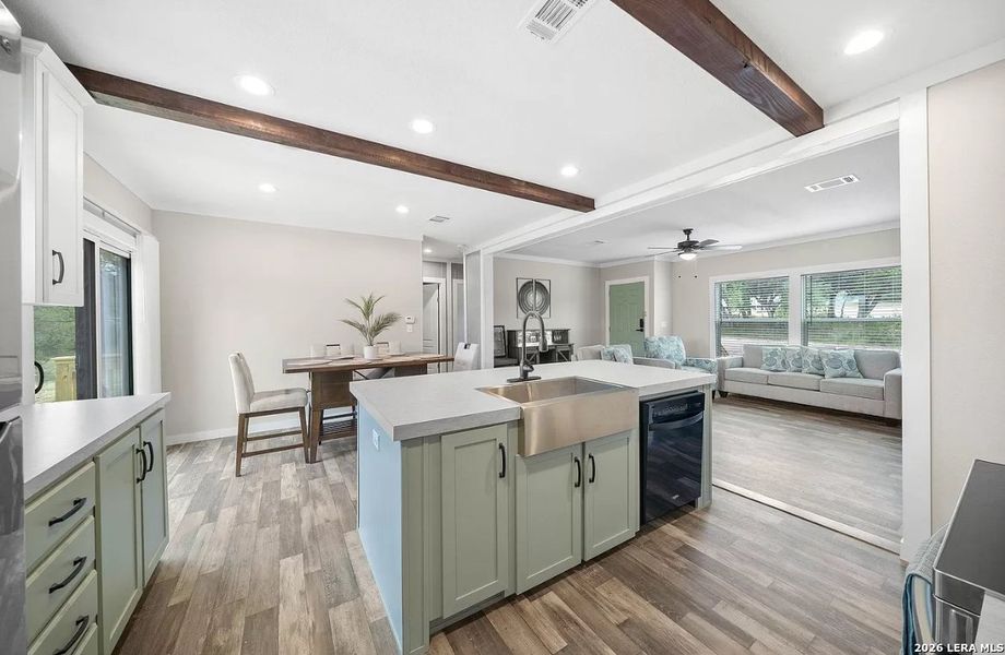 Furnished interior view inside a new home in , Bandera (Image 5).
