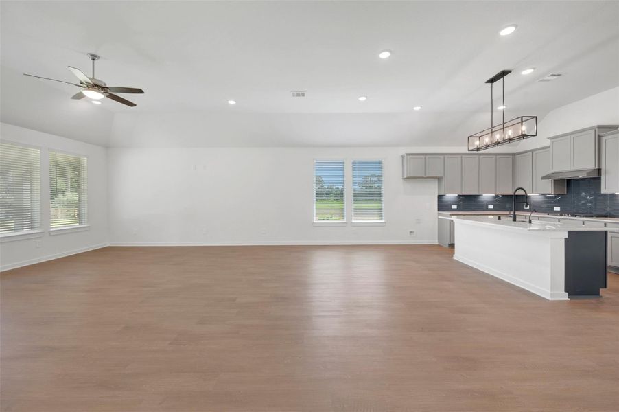 Spacious, unfurnished interior of a new home in Lone Star Landing, Montgomery (Image 36). Spacious, unfurnished interior of a new home in Lone Star Landing, Montgomery (Image 36).