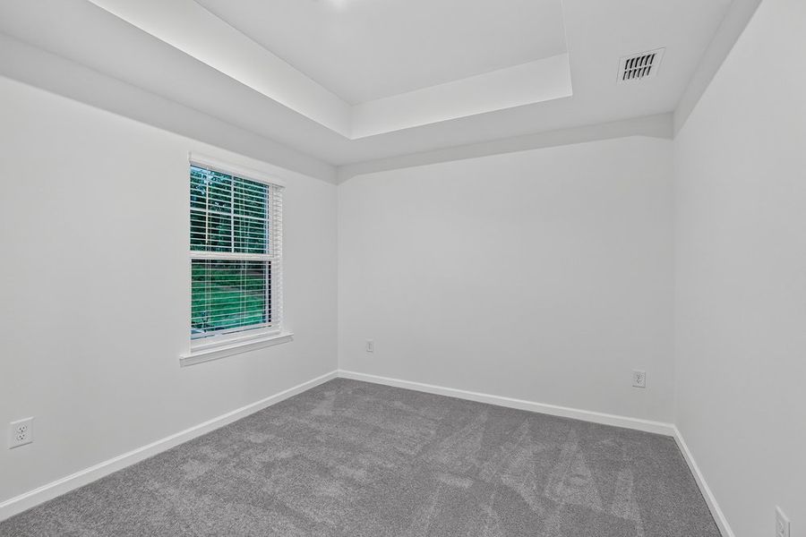 Spacious, unfurnished interior of a new home in Rosewood Farm, Lawrenceville (Image 30).