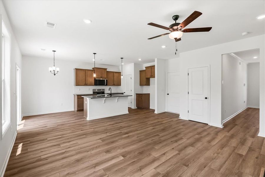 Spacious, unfurnished interior of a new home in Brownstone Park, Easley (Image 22). Spacious, unfurnished interior of a new home in Brownstone Park, Easley (Image 22).