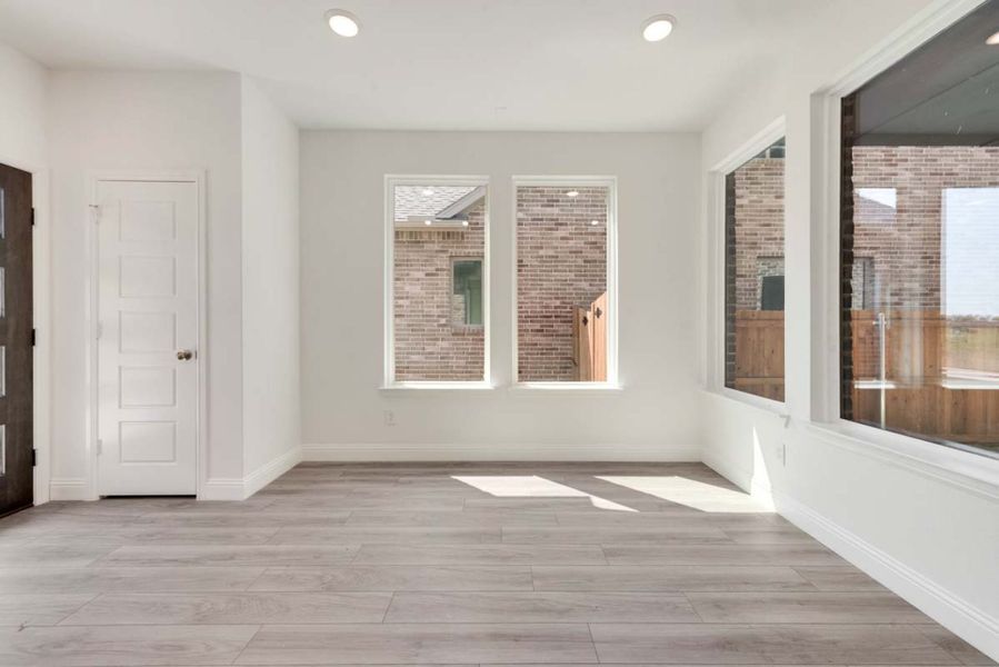Representative unfurnished interior of a home built from the Wisteria by Pacesetter Homes in Elevon, Lavon (Image 17).