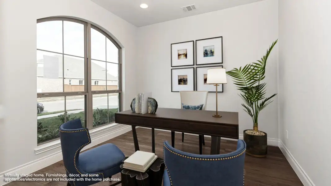 Representative furnished interior of a home built from the 3095W by Perry Homes in Briarley, Montgomery (Image 6).