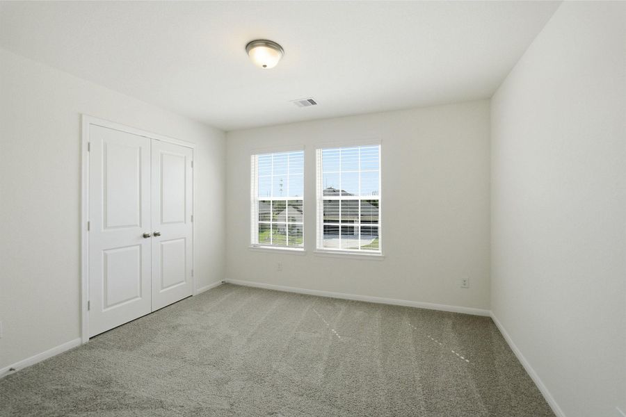 Spacious, unfurnished interior of a new home in Martha's Vineyard, Alvin (Image 19).