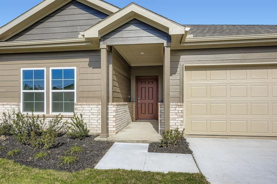 Exterior details and patio area of a home in MiraVerde, Crowley (Image 4).