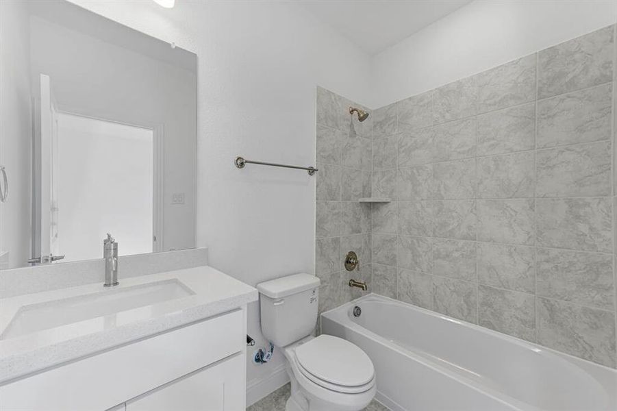 419 Chatham Street ~ Ready Now! 419 Chatham Street ~ Ready Now!