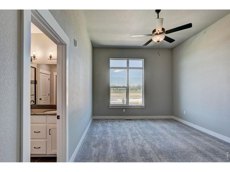 Spacious, unfurnished interior of a new home in , Longmont (Image 9).