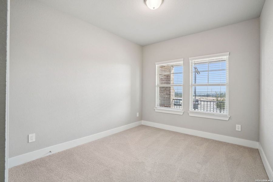 Spacious, unfurnished interior of a new home in Lark Canyon, New Braunfels (Image 48).