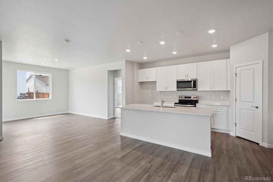 Image 23 of a home in Farmlore.