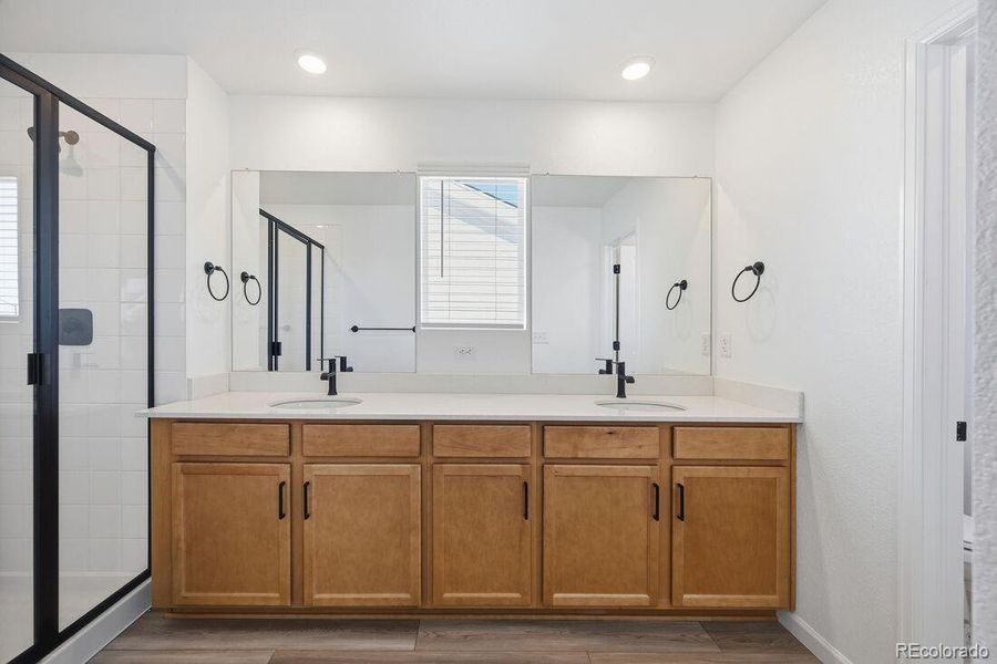 1185 Prospect Aly ~ Ready Now