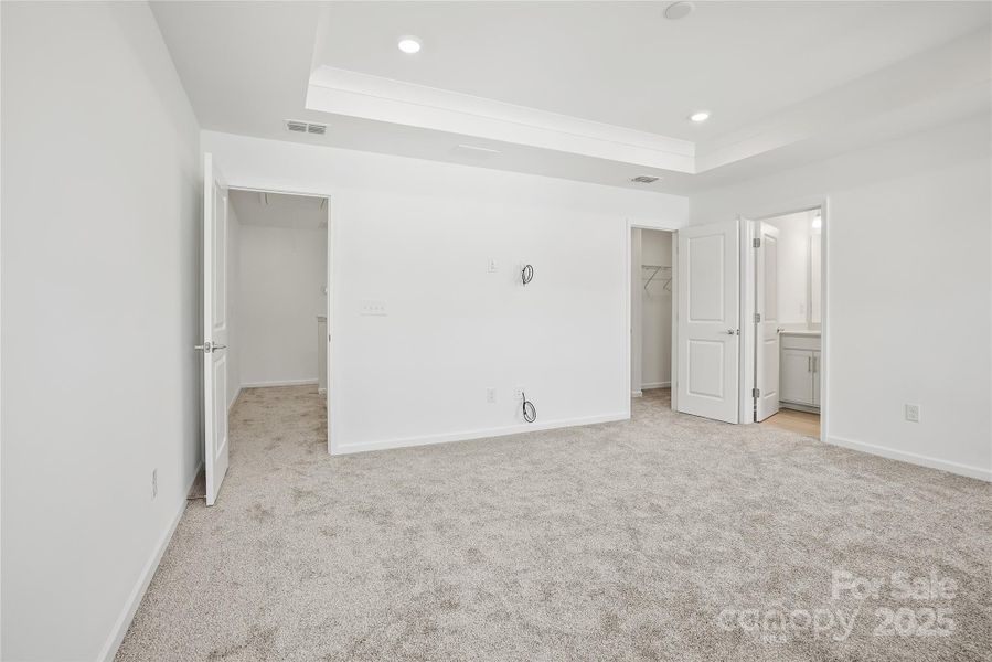 Spacious, unfurnished interior of a new home in Galloway Towns, Charlotte (Image 17).