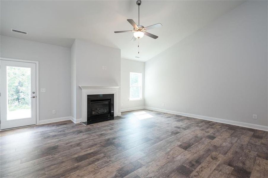 Spacious, unfurnished interior of a new home in Eagle Heights, Maysville (Image 14).