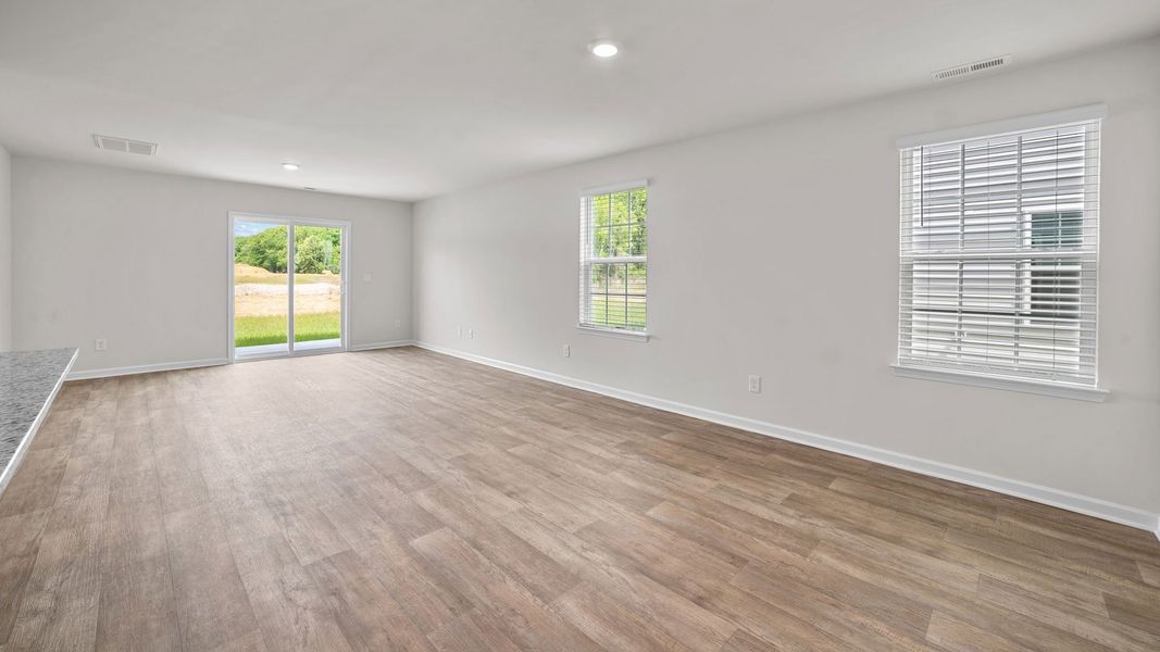 Spacious, unfurnished interior of a new home in Carter Ridge, Greenville (Image 18).