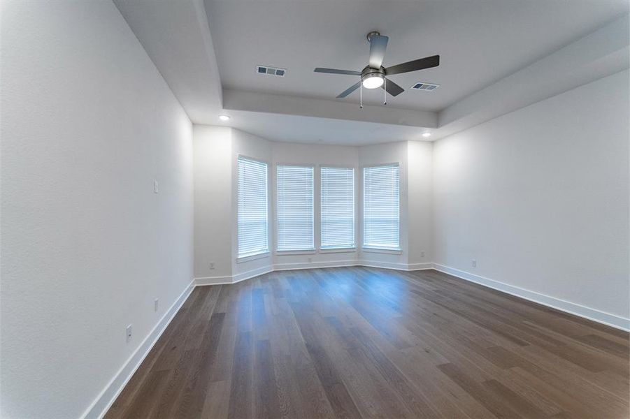 Spacious, unfurnished interior of a new home in Sonoma Verde, Rockwall (Image 18).