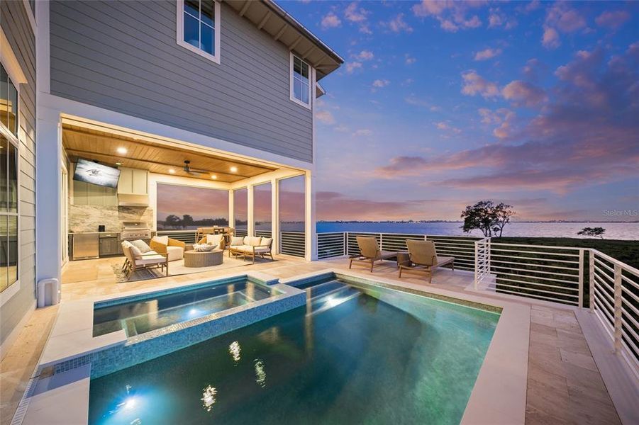 Exterior details and patio area of a home in , Bradenton (Image 32).