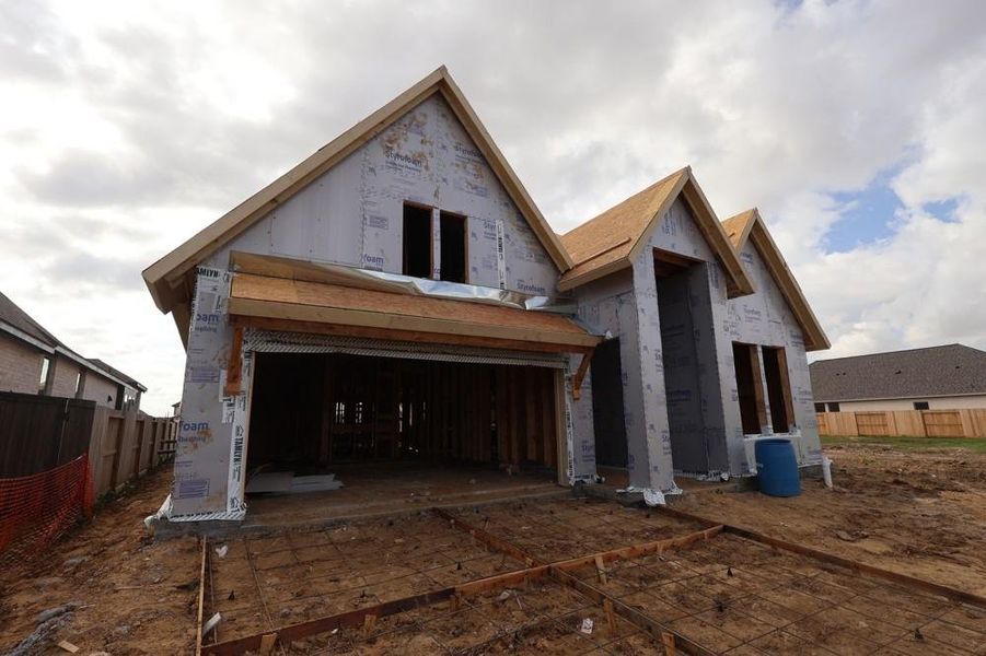 Let us show you how our advanced framing techniques have stood the test of time and allow more insulation for a quieter and more energy efficient home.