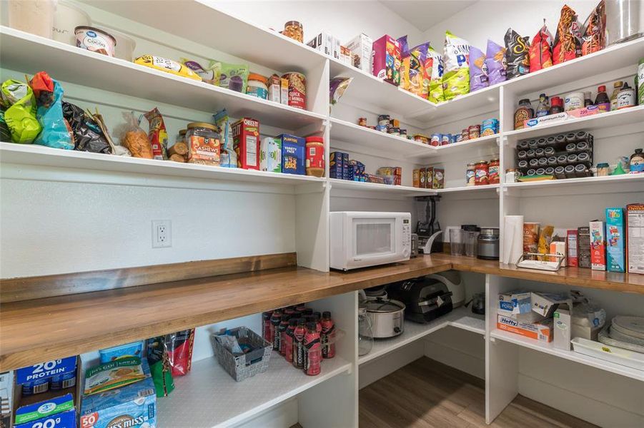 Image 35 of a home in .