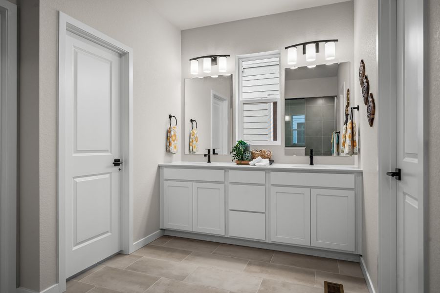 Owner's Bath Owner's Bath