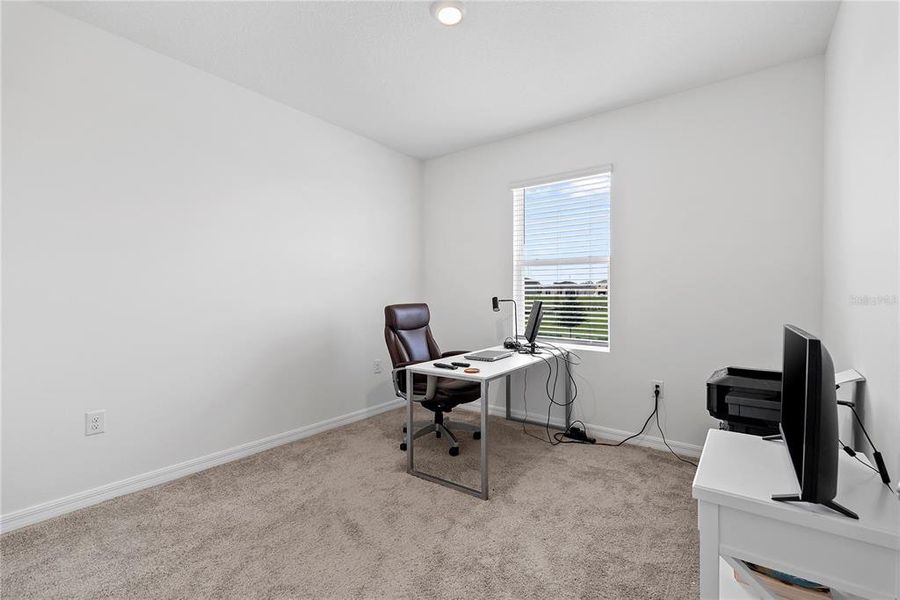 Furnished interior view inside a new home in , Apopka (Image 13).