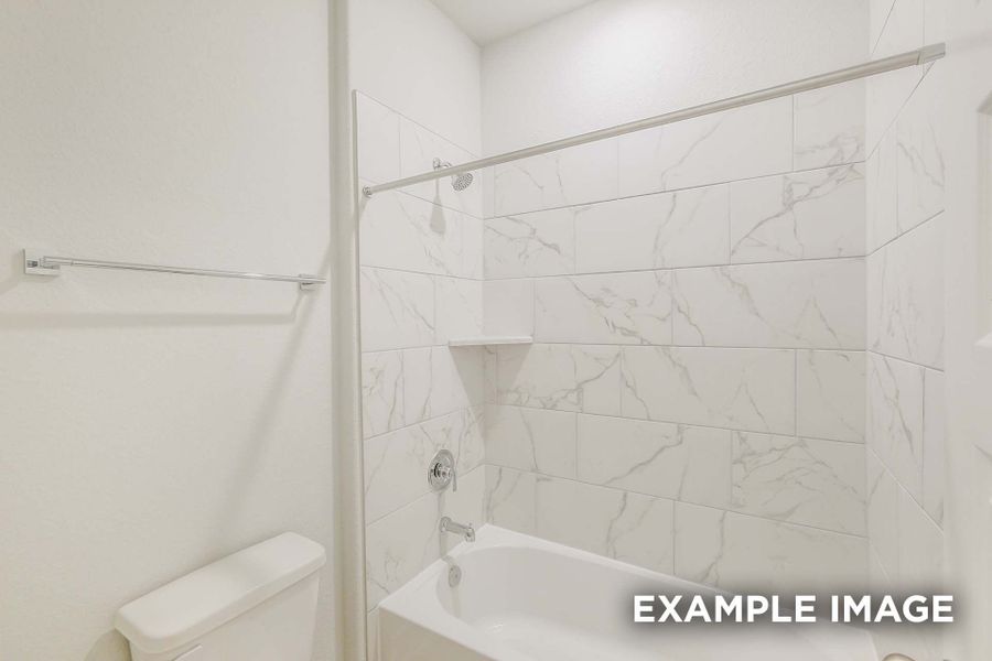 Representative interior finishes for a home built from the The Luna by Davidson Homes LLC in Sunterra, Katy (Image 15).