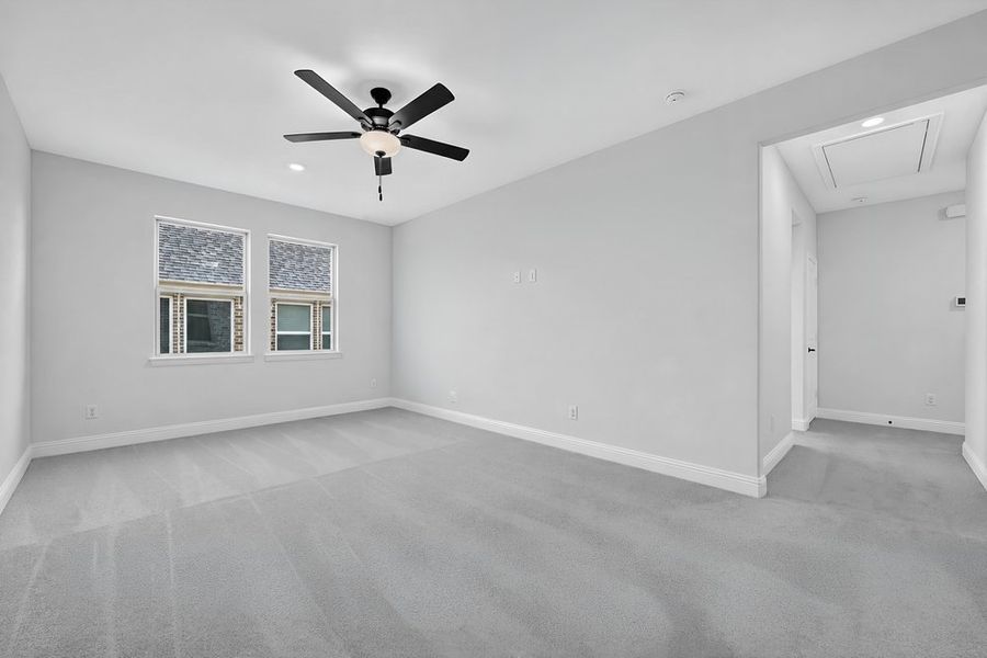 Spacious, unfurnished interior of a new home in South Oak, Lakewood Village (Image 21). Spacious, unfurnished interior of a new home in South Oak, Lakewood Village (Image 21).