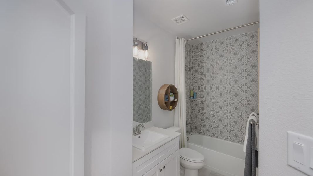 Furnished interior view inside a new home in Las Lomas, Forney (Image 6).