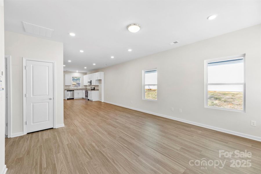 Spacious, unfurnished interior of a new home in , Spencer (Image 30).