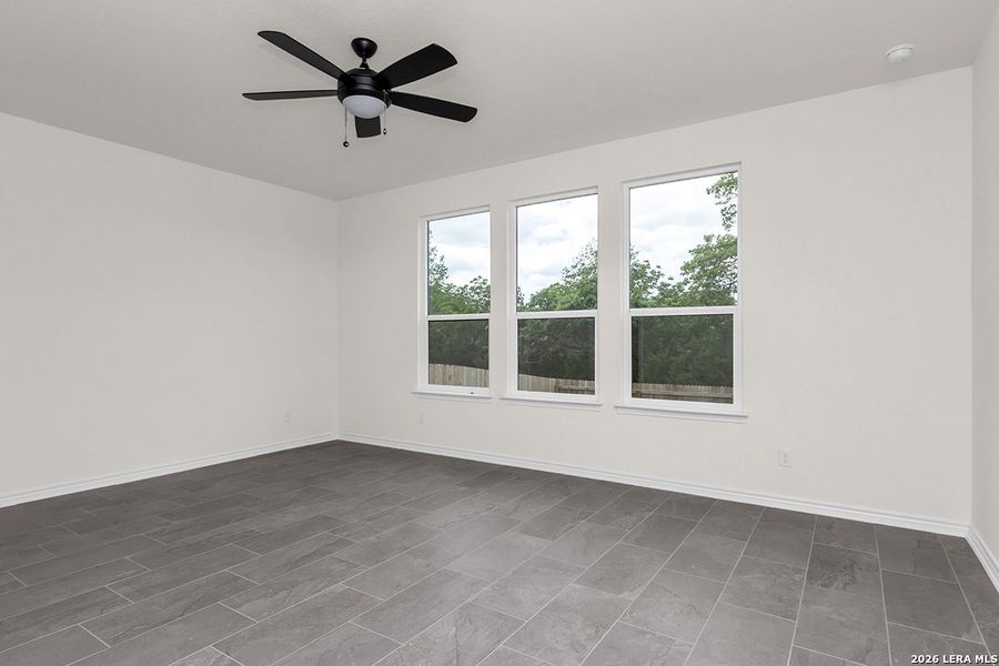 Spacious, unfurnished interior of a new home in Shoreline Park - Classic Collection, Boerne (Image 13).