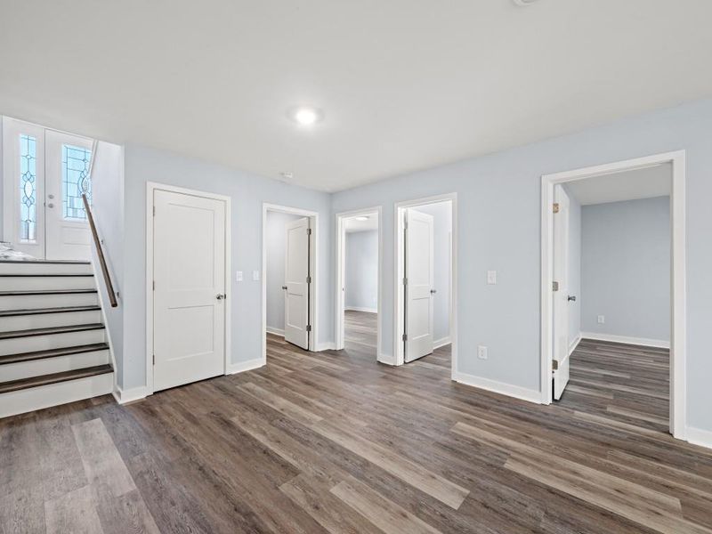 Spacious, unfurnished interior of a new home in , Gainesville (Image 13).