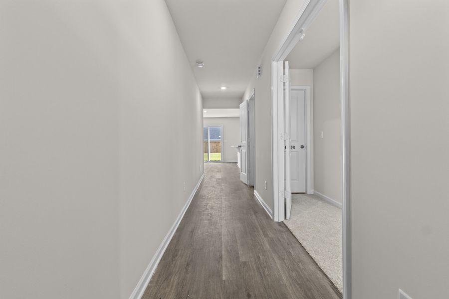 Spacious, unfurnished interior of a new home in Crystal Downs, Sumter (Image 11). Spacious, unfurnished interior of a new home in Crystal Downs, Sumter (Image 11).