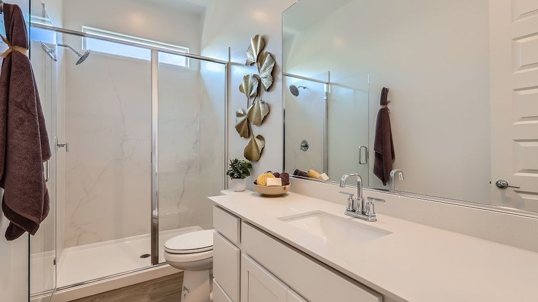 4585 Trillium NG Bath Base10