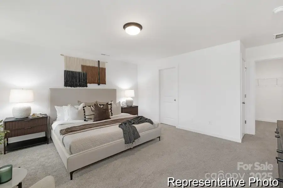 Furnished interior view inside a new home in Beaver Creek, Statesville (Image 13).