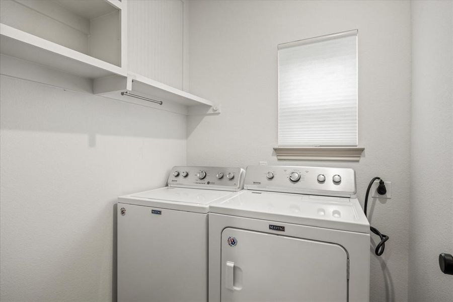 Close-up of interior finishes inside a home in Canyon Creek, Granbury (Image 16).