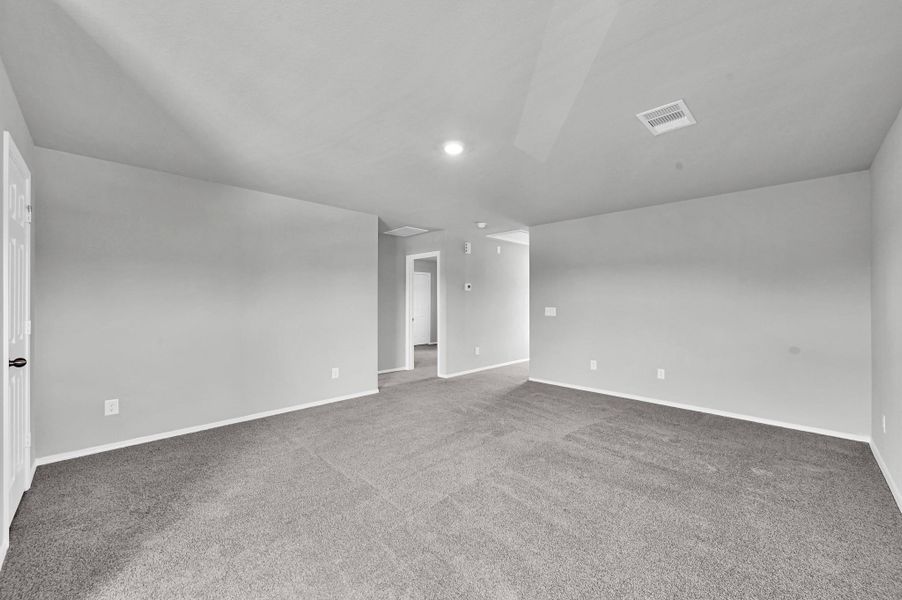 Image 20 of a home in Hidden Creek.