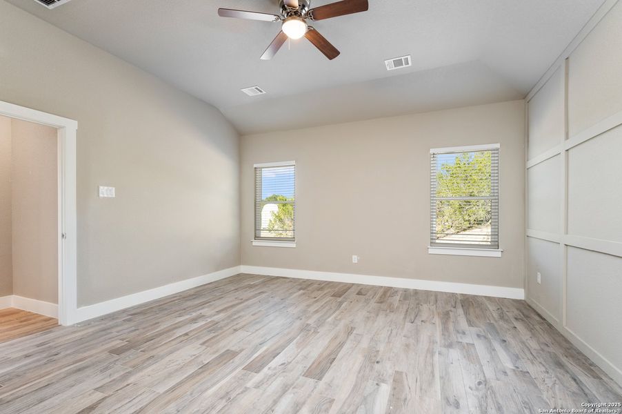Spacious, unfurnished interior of a new home in , Canyon Lake (Image 14). Spacious, unfurnished interior of a new home in , Canyon Lake (Image 14).