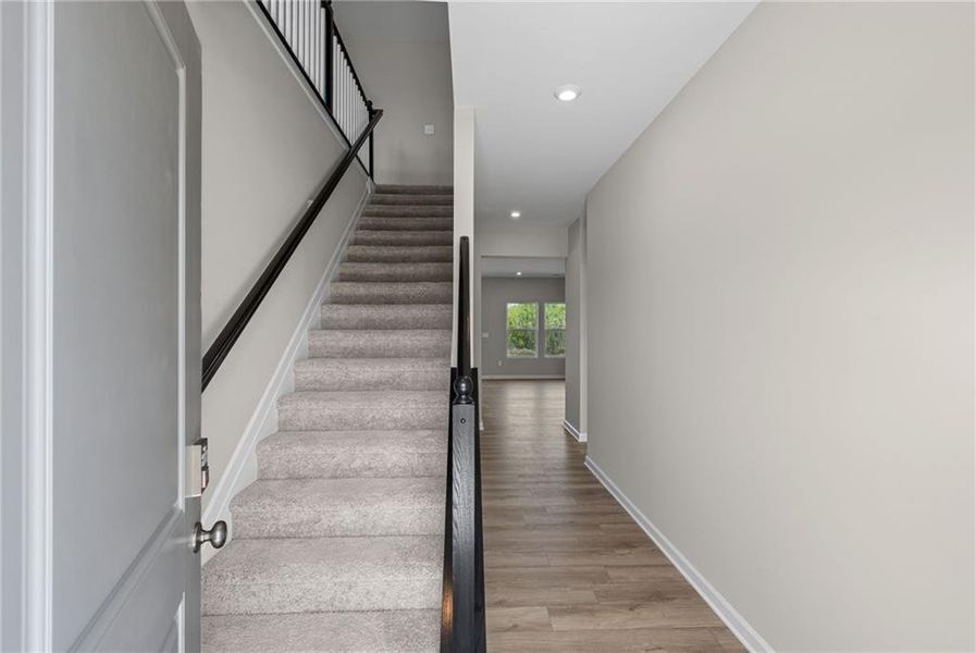 Spacious, unfurnished interior of a new home in Twin Lakes, Hoschton (Image 33).