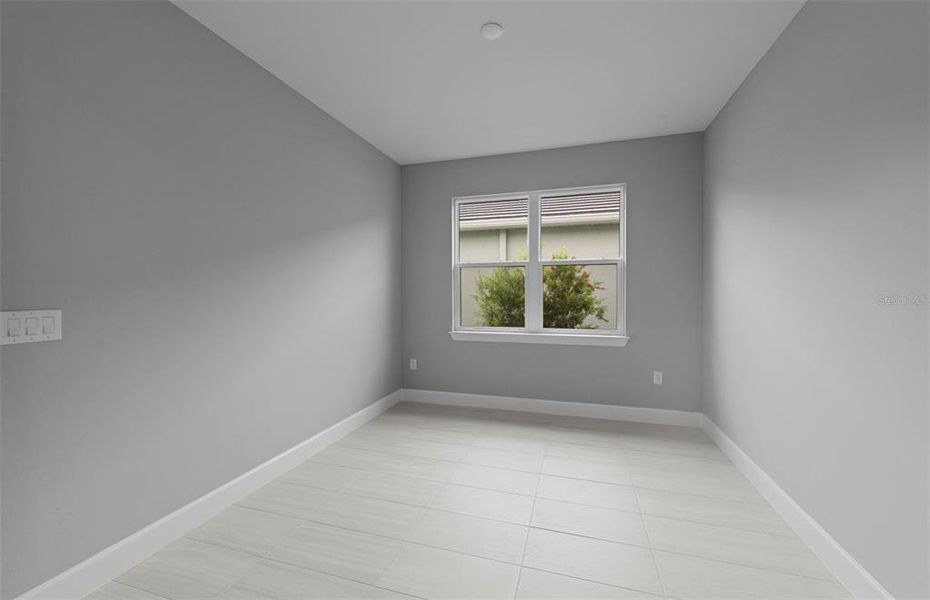 Spacious, unfurnished interior of a new home in Shores at Stillwater, Englewood (Image 31).