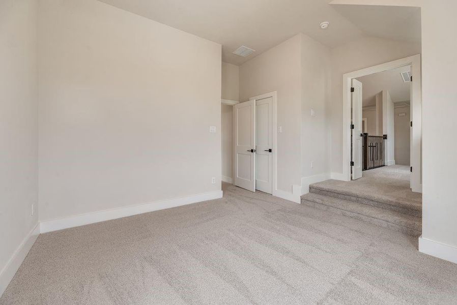 Spacious, unfurnished interior of a new home in Grand Estates of Anna, Anna (Image 30).
