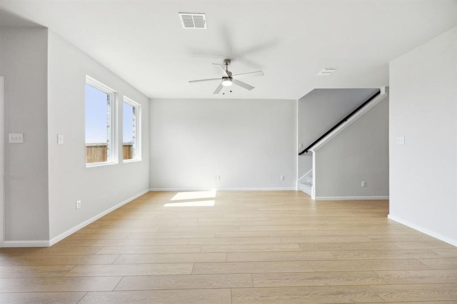 Spacious, unfurnished interior of a new home in Bellagio, Forney (Image 12).