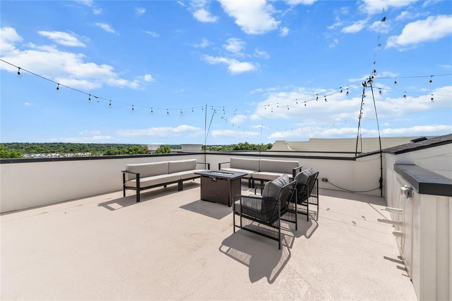 Community amenities in , Dallas (Image 21). Community amenities in , Dallas (Image 21).