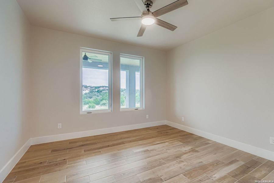 Spacious, unfurnished interior of a new home in , San Antonio (Image 19).